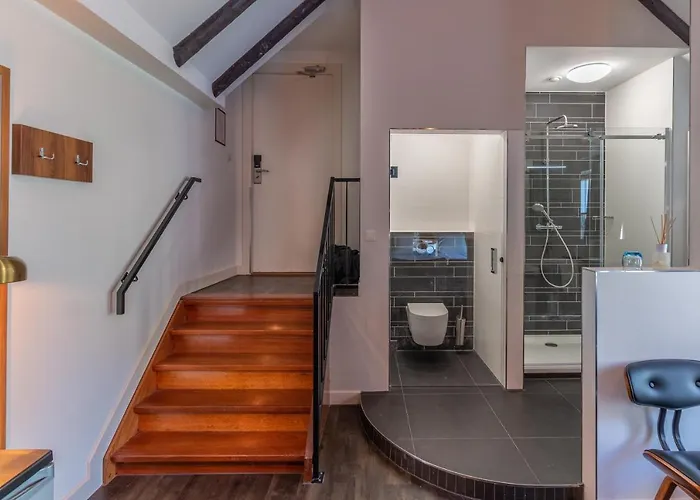 酒店 Stadshotel & Proeflokaal 'toer 2*